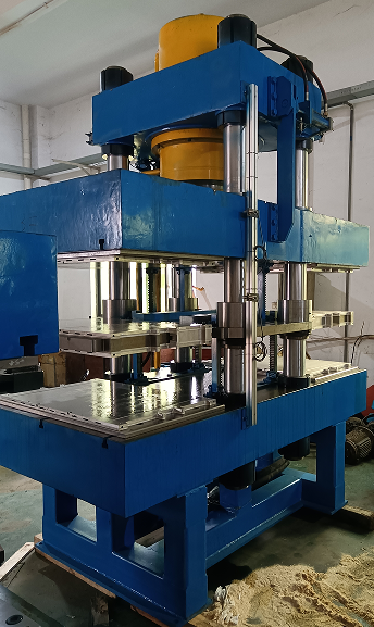 200吨：HY-200TB平板硫化机（双层加热）